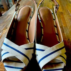 Nautical inspired sling back wedge sandals sz 9.5